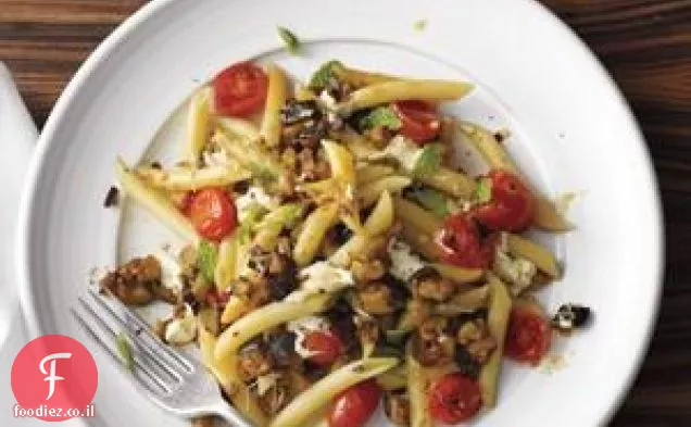 פנה עם עגבניות, חצילים ומוצרלה