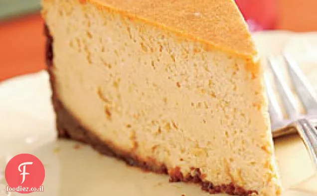 עוגת גבינה דלעת מתובלת עם קרום Gingersnap