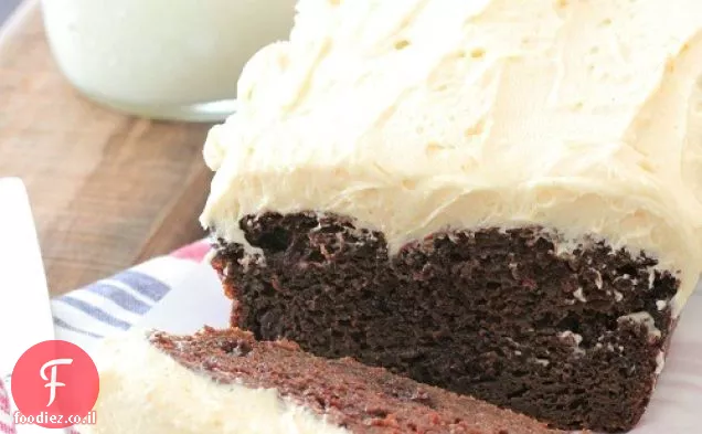 עוגת שוקולד דלעת כפולה עם חמאה תבלין דלעת עם דלעת