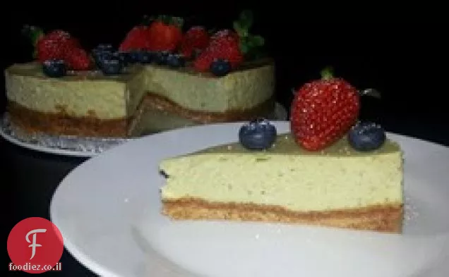 עוגת גבינה עם תה ירוק