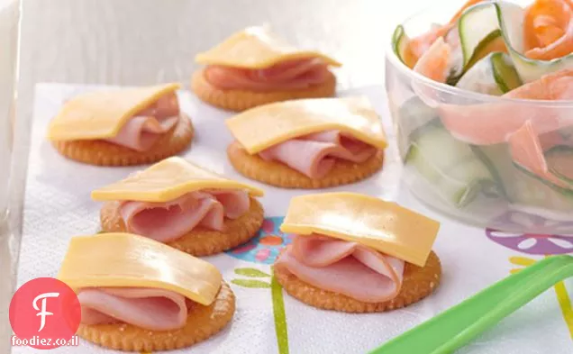 קרקר Stackers עם ירקות 