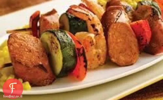 צ'יפוטלה צלוי צ' וריסו נקניקיות ושרימפס קבב