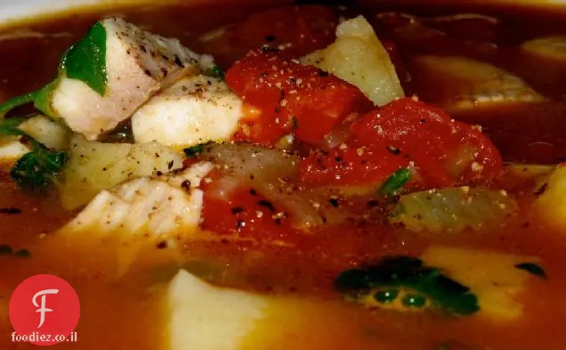 ארוחות ערב פשוטות: דגים ומרק צדפות מעושנות