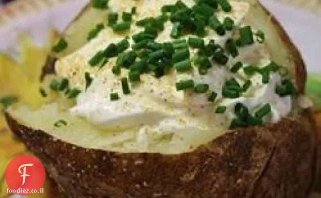 תפוחי אדמה אפויים שום
