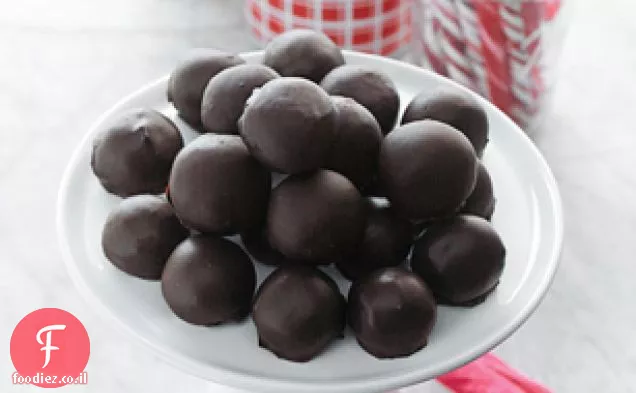 כדורי עוגיות שוקולד-דובדבן