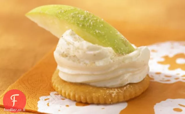 נגיסות תפוחים שמנת