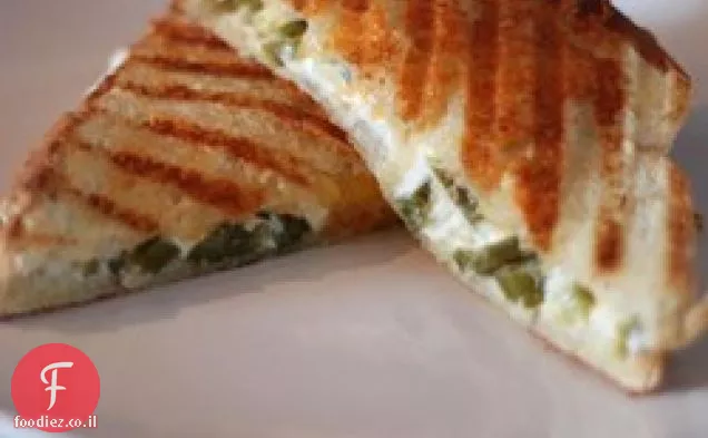 Jalapeno פופר כריך גבינה בגריל