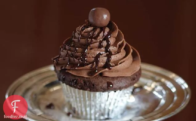 Cupcakes שוקולד גבוה
