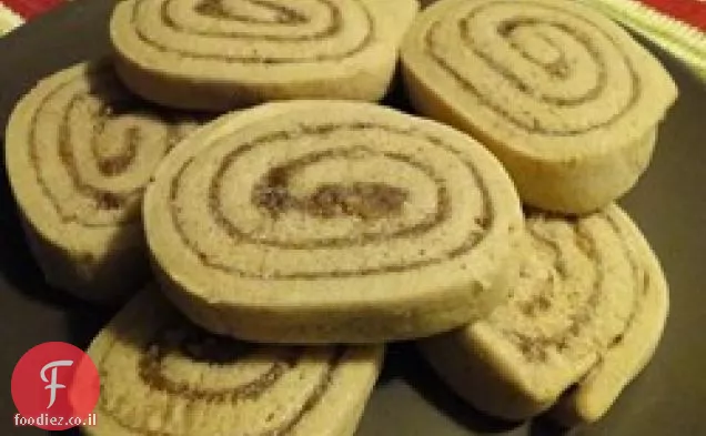 תאריך אגוז Pinwheel עוגיות II