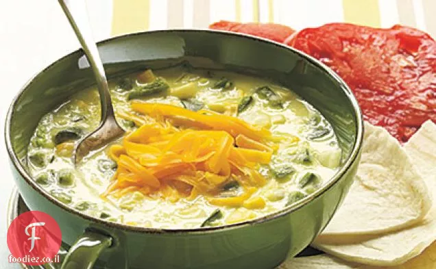 פיקנטי Poblano ומרק תירס