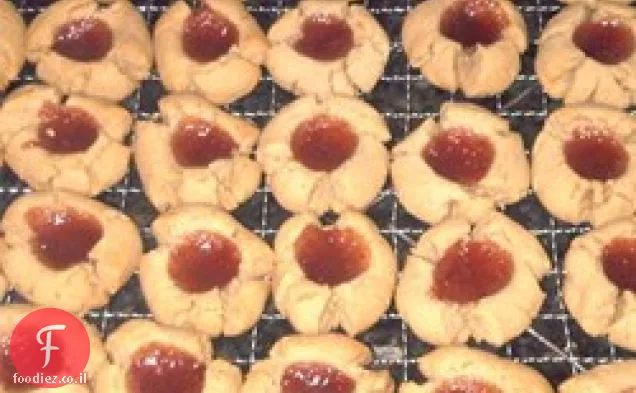 עוגיות חמאת בוטנים וריבה אצבע