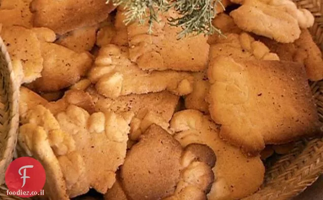 זרעי אניס-עוגיות קינמון: ביסקוצ'יטוס