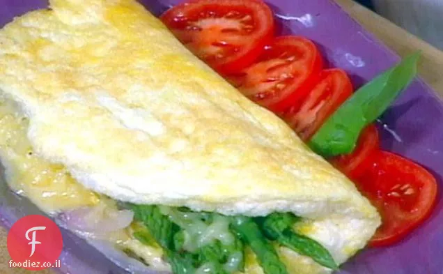 אספרגוס, Gruyere ו Tarragon סופליד חביתה