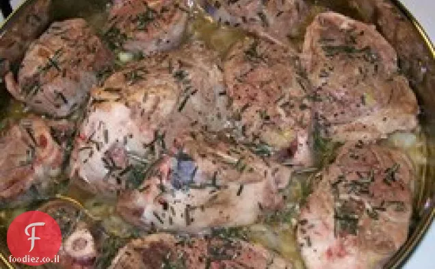 שוק טלה מטוגן ביין לבן ברוזמרין