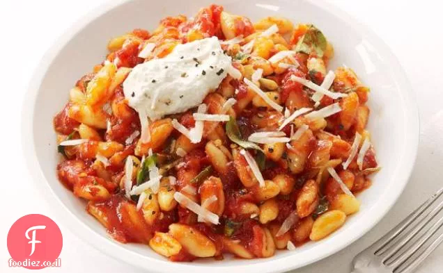 Cavatelli עם רוטב עגבניות ריקוטה