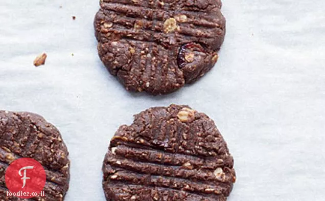 עוגיות גרנולה חמאת בוטנים שוקולד