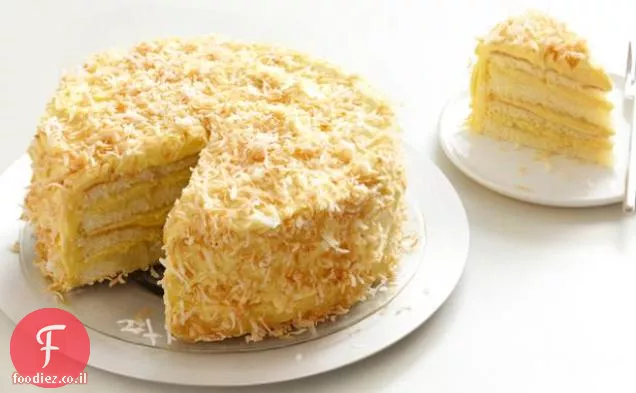 עוגת קוקוס קלוי עם מילוי קוקוס וקרם חמאה