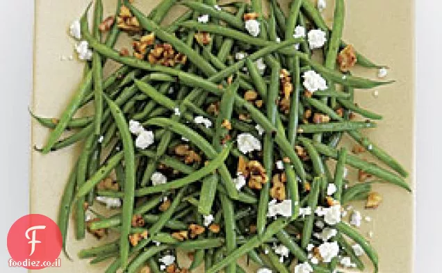 Haricots Verts עם אגוזי מלך קלויים ושבר