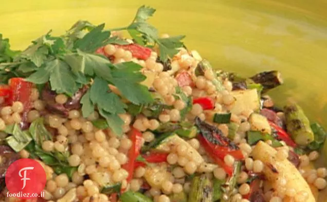 קוסקוס ישראלי קלוי עם ירקות ויניגרט לימון-בלסמי