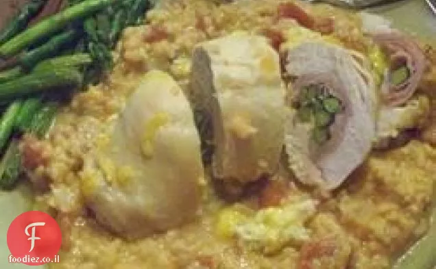 חזה עוף ממולא עם אספרגוס ופרמזן אורז