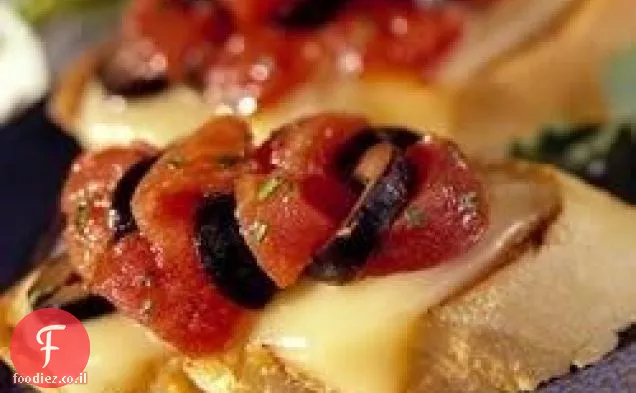 עגבניות קרוסטיני עם גבינת פונטינה