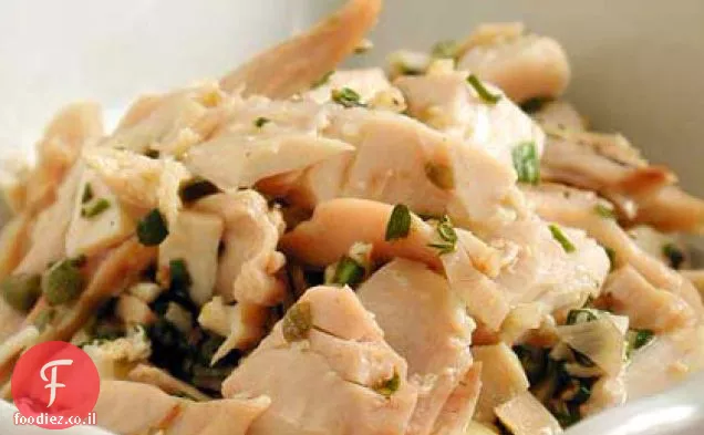 סלט עוף קיץ עם עשבי תיבול גן