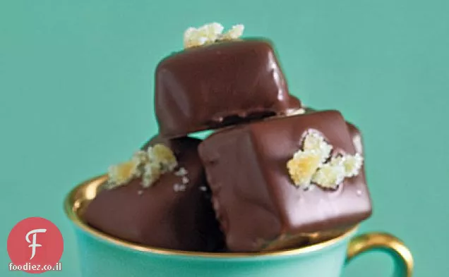 קרמלים טבולים בשוקולד תוצרת בית