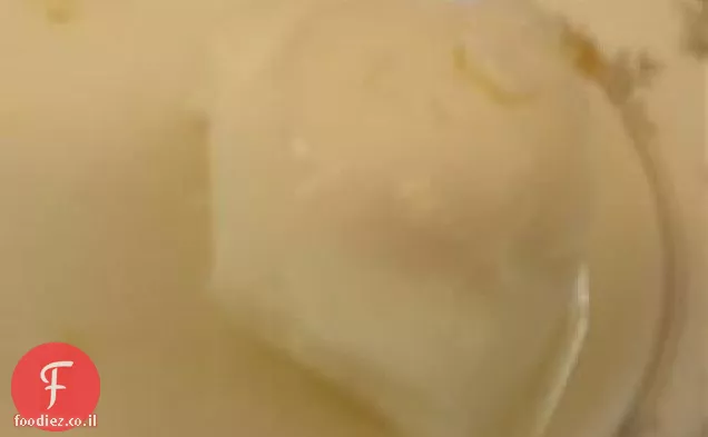 ביצים עלומות בסירופ ג'ינג'ר