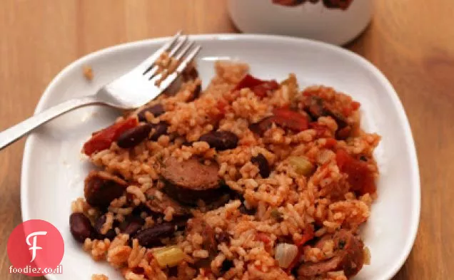 אורז אדום עם נקניק Habanero ושעועית אדומה