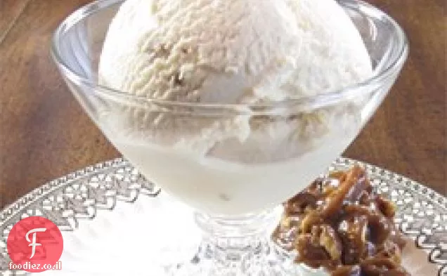גלידת פקאן-מייפל מלוחה
