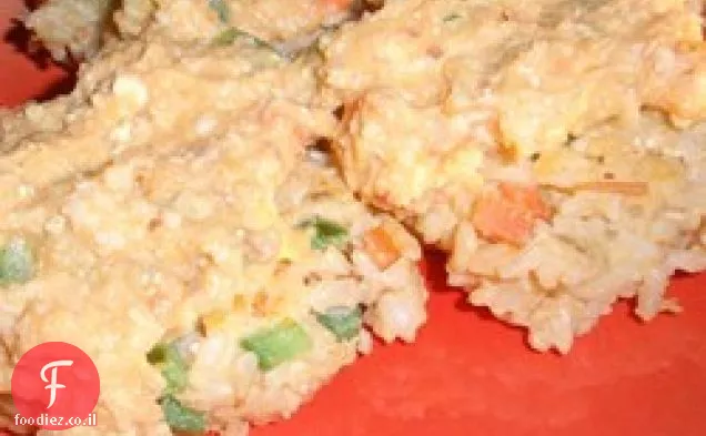 עוגות אורז זהובות עם רוטב בטטה-ג'ינג'ר