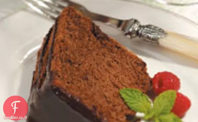 עוגת אוכל מלאך שוקולד עם ציפוי קפה