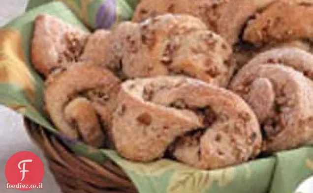 צורות לחם קינמון