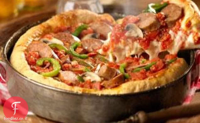 איטלקי נקניק עמוק צלחת פיצה