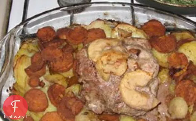 חלצי חזיר קינמון ותפוחי אדמה