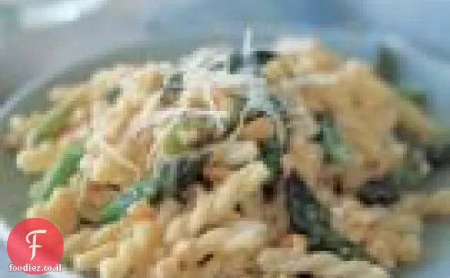 Gemelli עם חמאה חומה & אספרגוס
