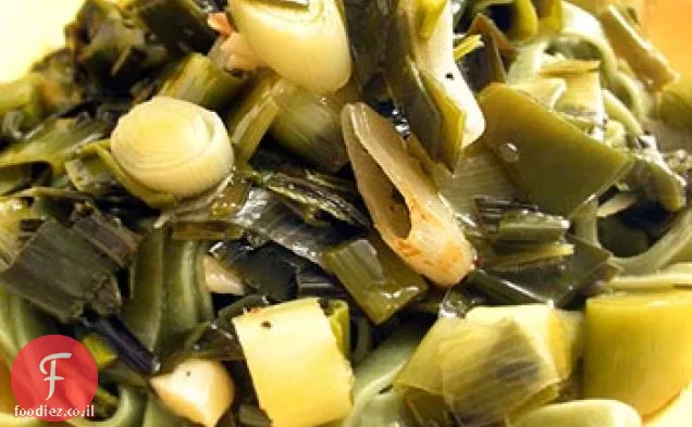 כרישה מטוגנת ביין ושום