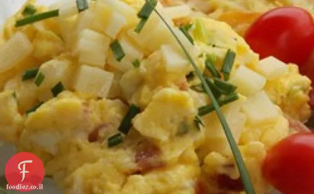 שום ירוק וביצים מקושקשות עם גבינה