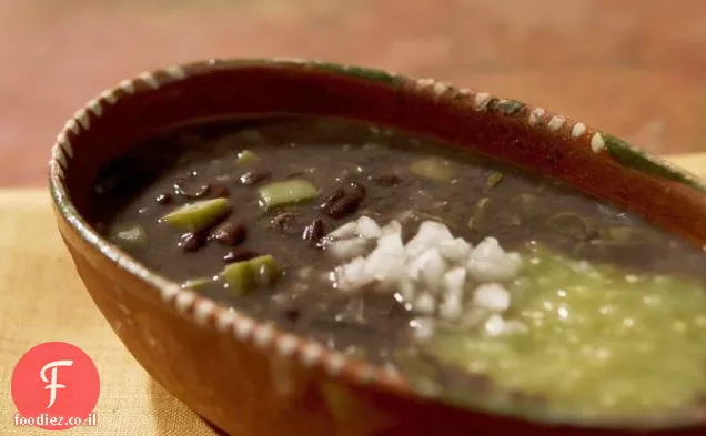 Frijoles Aztecas (שעועית שחורה עם קקטוס נופל)