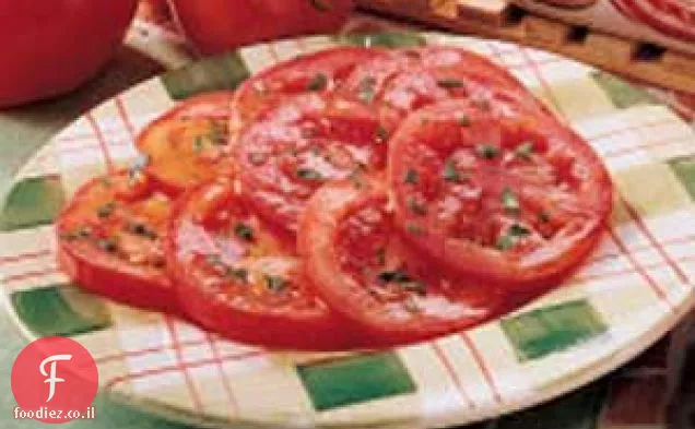 סלט עגבניות במרינדה פשוט