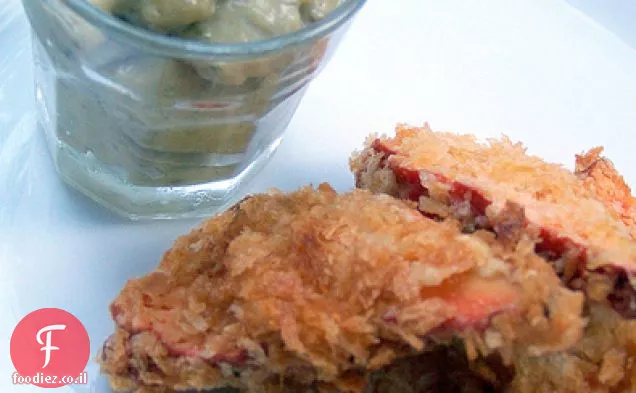 עוף של היער Fritters עם שום בר ומיונז אגוז