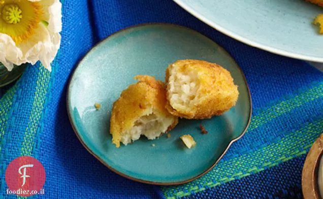 Yuca נושך