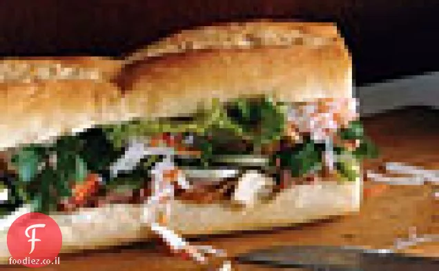כריך עוף וייטנאמי (Banh Mi)