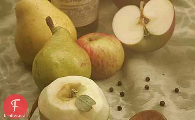 פנקייק תפוחי אדמה עם תפוח-ריבת בצל וקרם פרייז'ה חזרת