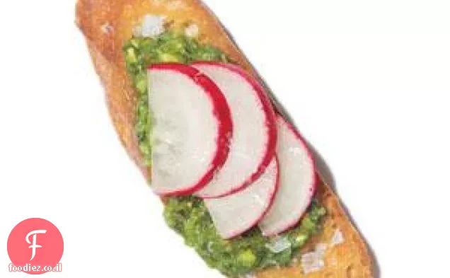 פסטו, צנון ומלח ים קרוסטיני