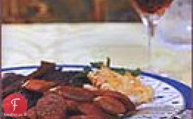 בשר מבושל עם יין ארומטי