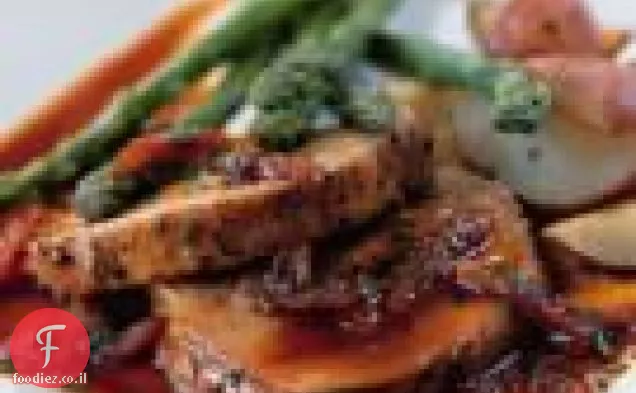 חזיר צלוי עם Demi-glace משמש