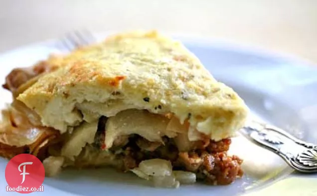 עוגת תפוחים ונקניקיות