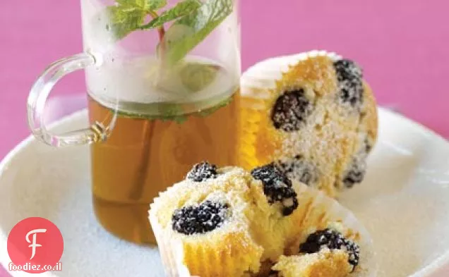Blackberry-עוגות תה שקדים