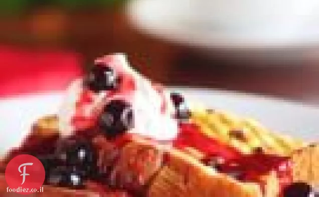 Pain Perdu עם Amarena Cherries